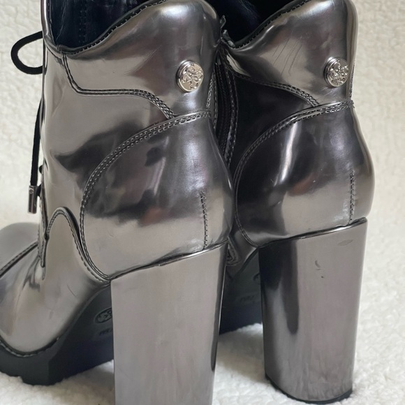 Gun Metal shoes are hard to find - Picture 8 of 12